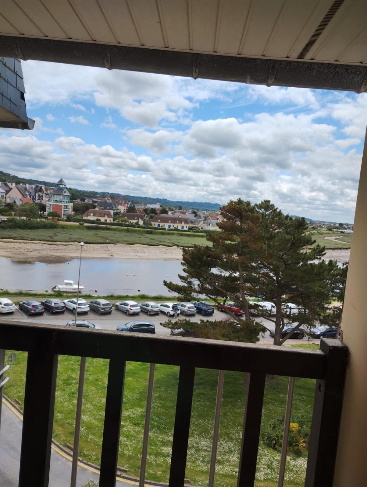 Appartement Vu Sur Mer 꺄부흐 외부 사진